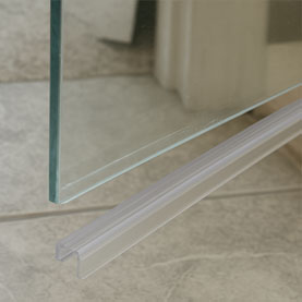 אביזרי עזר למקלחת